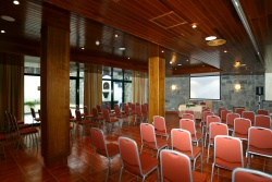 Sala de Confer&ecirc;ncias (01)
